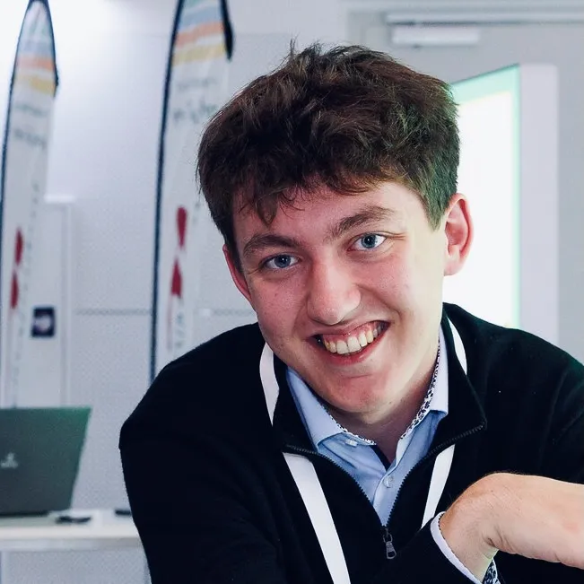 Headshot Benjamin Edlinger